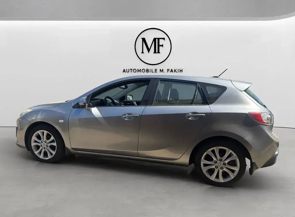 Usata Mazda 3 Active Plus 105 CV (77 kW) 2011 Grigio Berlina
