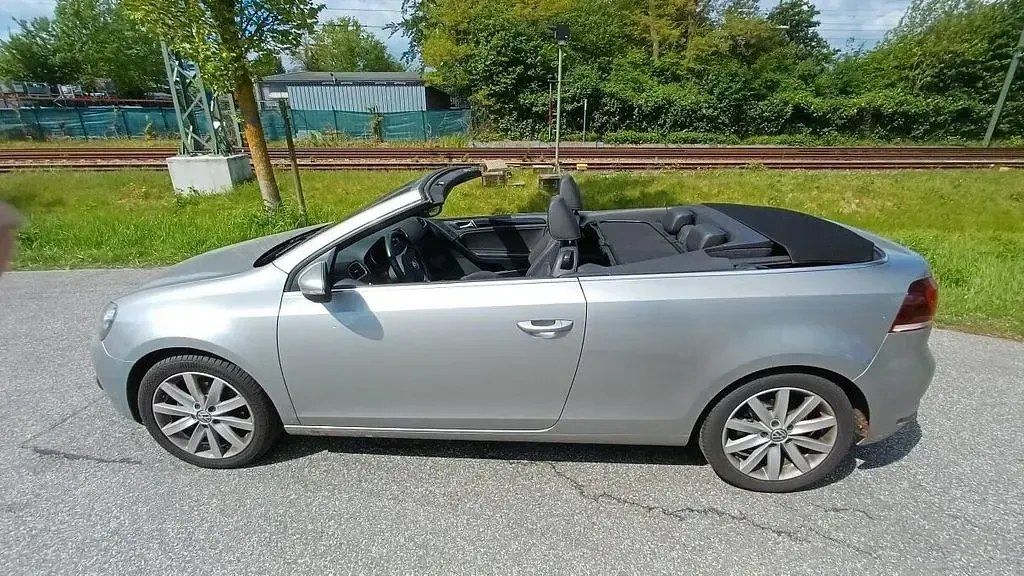 Gebraucht VW Golf Cabriolet 105 PS (77 kW) 2012 Silber Cabrio