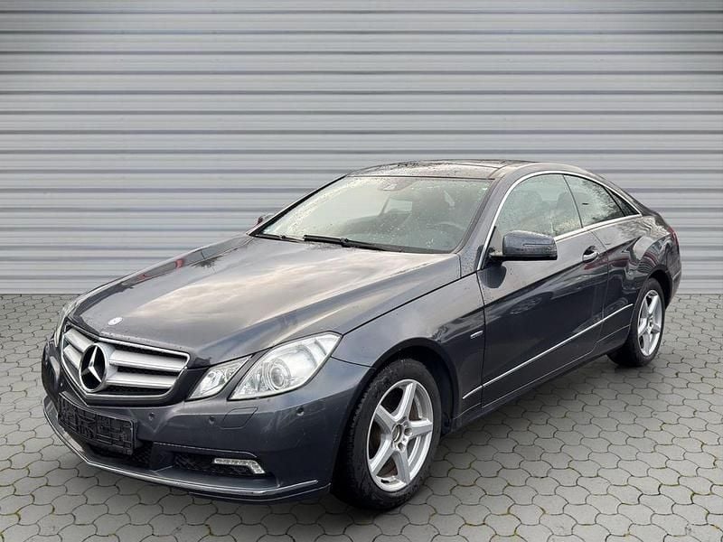Gebraucht Mercedes E350 292 PS (214 kW) 2010 Grau Coupé