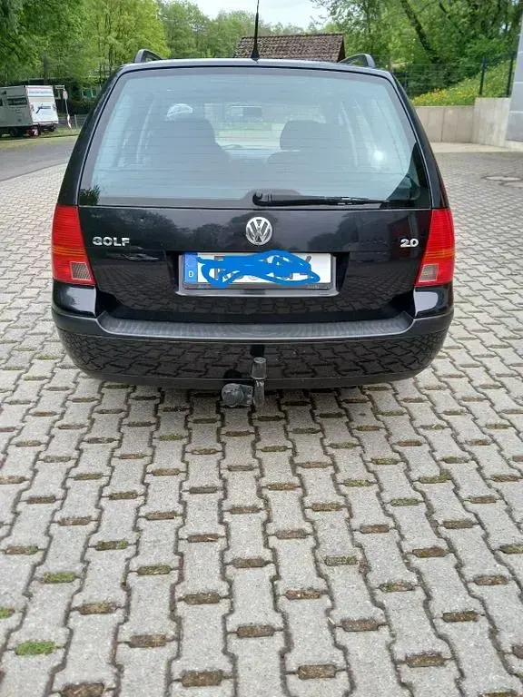 Gebraucht VW Golf IV Edition 116 PS (85 kW) 2001 Schwarz Kombi