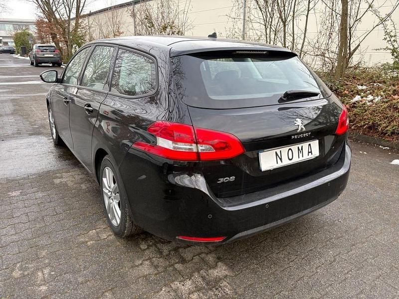 Schwarz Gebraucht 2020 Peugeot 308 Business-Line Limousine | 7.378 € (Superpreis) - Bild 1/4