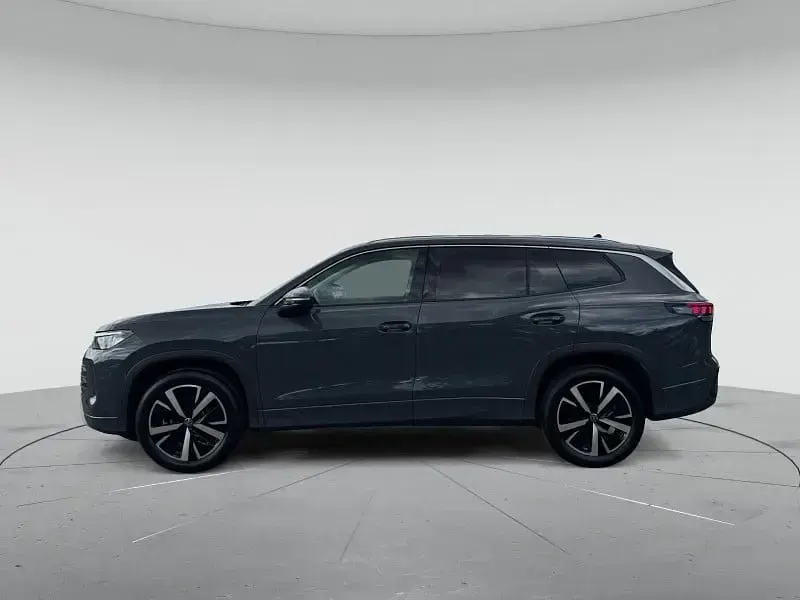Gebraucht VW Tayron Life 150 PS (110 kW) 2025 Grau SUV