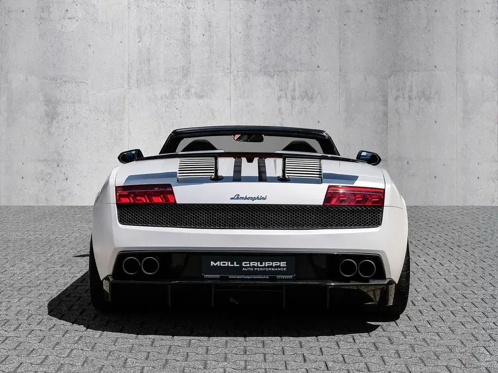 Gebraucht Lamborghini Gallardo 570 PS (419 kW) 2012 Bianco canopus (weiß) Cabrio