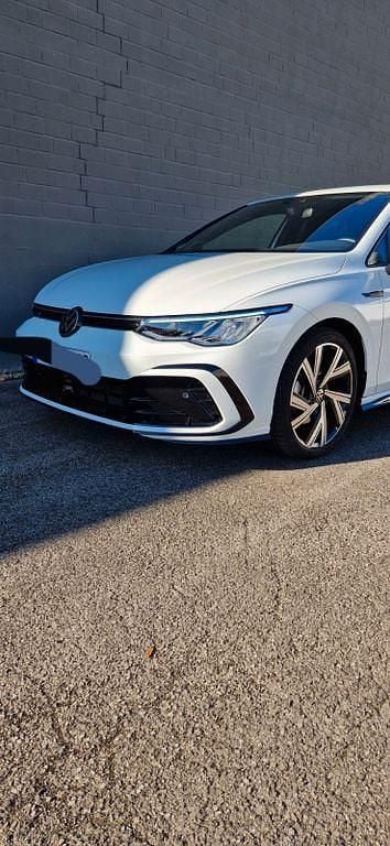 Gebraucht VW Golf VIII R-line 150 PS (110 kW) 2023 Weiß Limousine