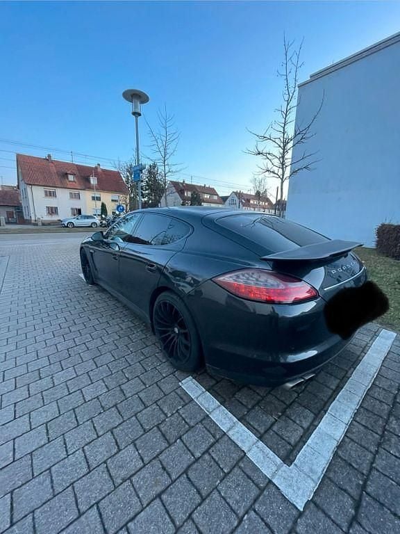 Gebraucht Porsche Panamera 4S 400 PS (294 kW) 2012 Grau Limousine