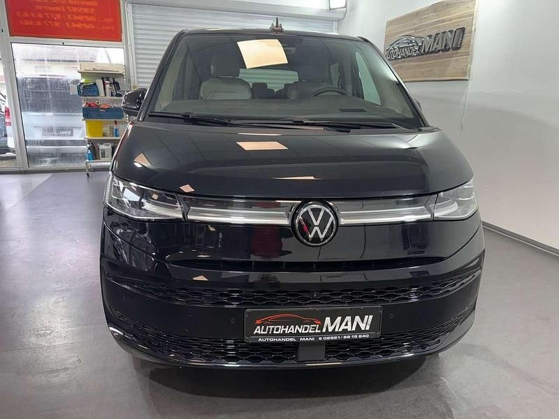 Usata VW Multivan Style 150 CV (110 kW) 2025 Nero Monovolume