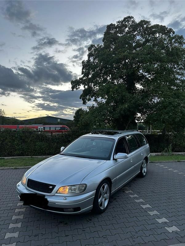 Gebraucht 2001 Opel Omega Kombi | 799 € (Fairer Preis) - Bild 1/4