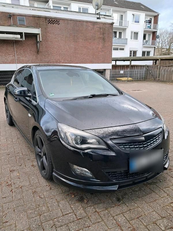 Gebraucht Opel Astra 181 PS (133 kW) 2010 Schwarz Limousine