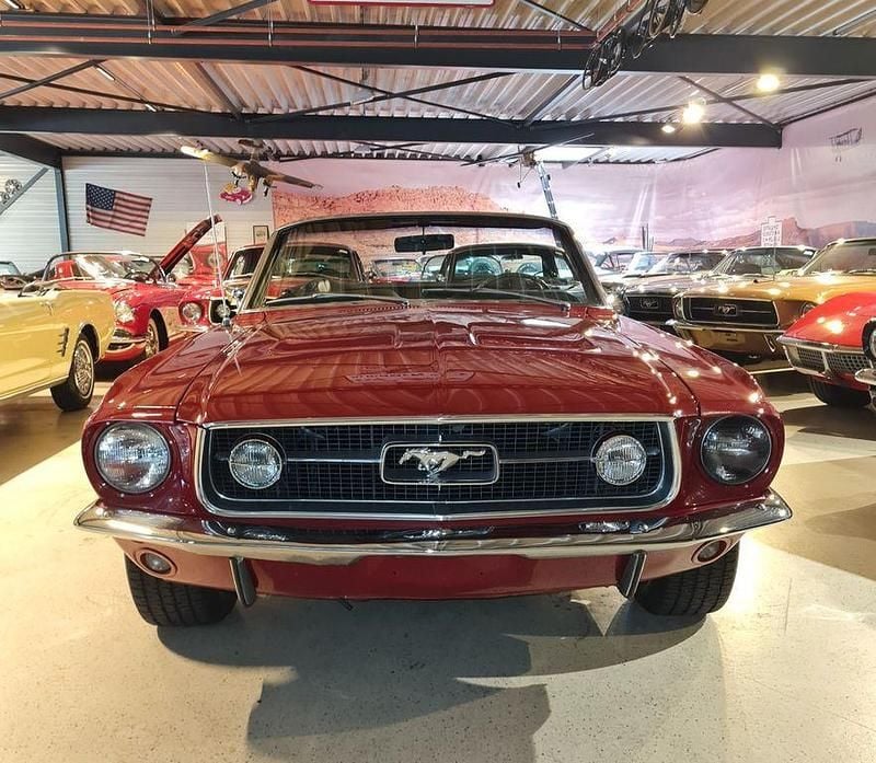 Rot Gebraucht 1967 Ford Mustang GT S Cabrio | 89.900 € - Bild 1/4