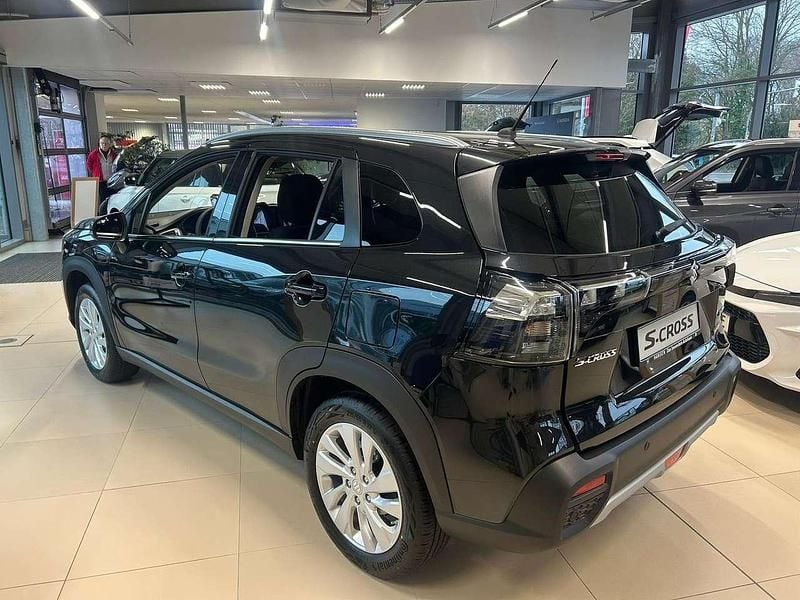 Neu Suzuki SX4 Comfort 129 PS (94 kW) 2026 Cosmic black pearl met. SUV