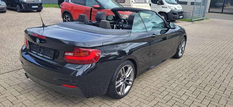 Second-hand BMW 220 190 CP (139 kW) 2015 Negru Cabrio