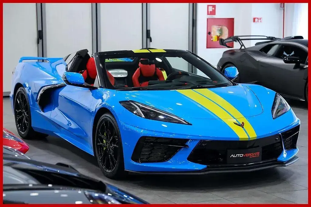 Używany Corvette C8 481 KM (353 kW) 2023 Niebieski Kabriolet