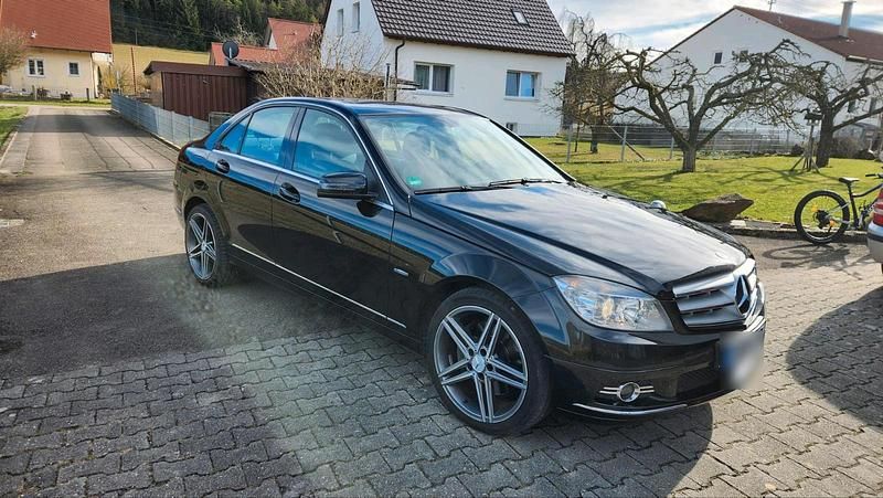 Gebraucht Mercedes 350 292 PS (214 kW) 2010 Schwarz Limousine