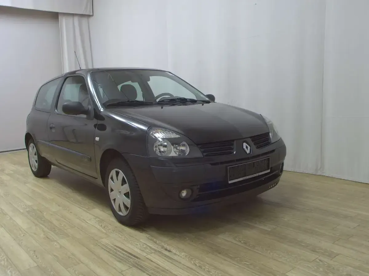 Gebraucht Renault Clio II 58 PS (42 kW) 2004 Schwarz metallic Limousine