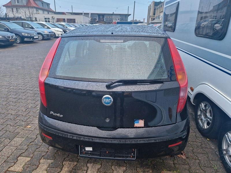 Gebraucht Fiat Punto 60 PS (44 kW) 2004 Schwarz Kleinwagen