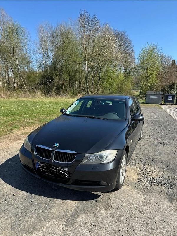 Schwarz Gebraucht 2007 BMW 320 Kombi | 1.999 € (Superpreis) - Bild 1/3