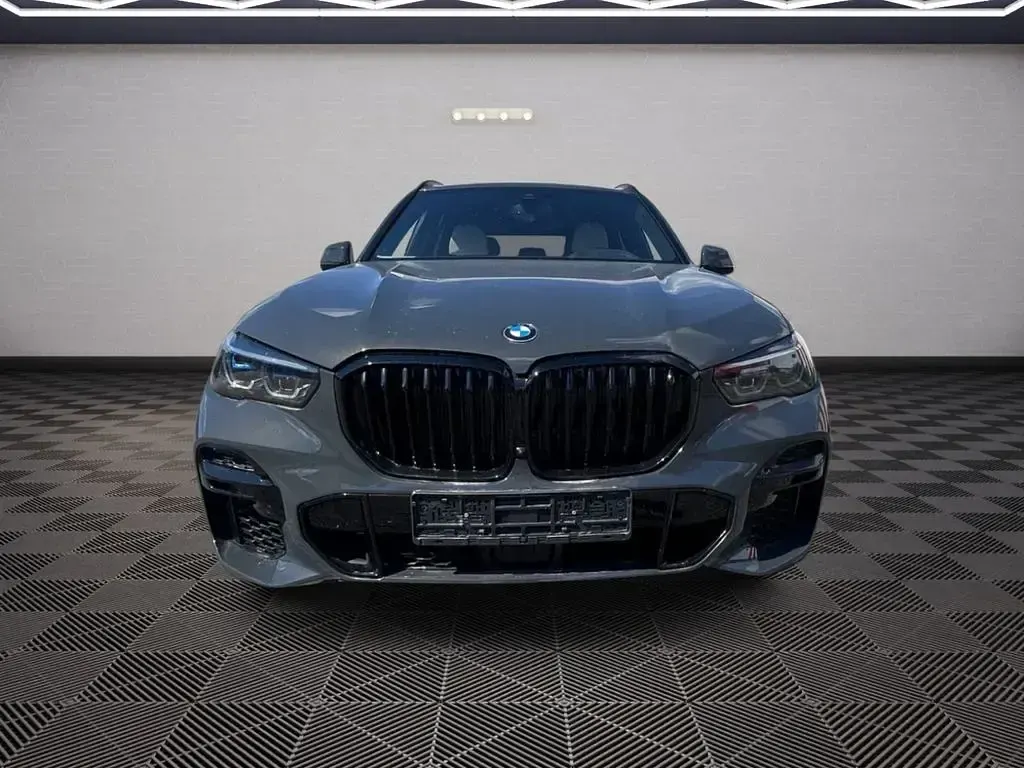 Gebraucht BMW X5 M50 Performance 530 PS (389 kW) 2023 Grau SUV
