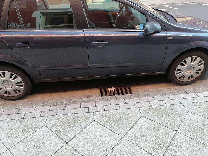 Gebraucht Opel Astra Edition 105 PS (77 kW) 2005 Kombi