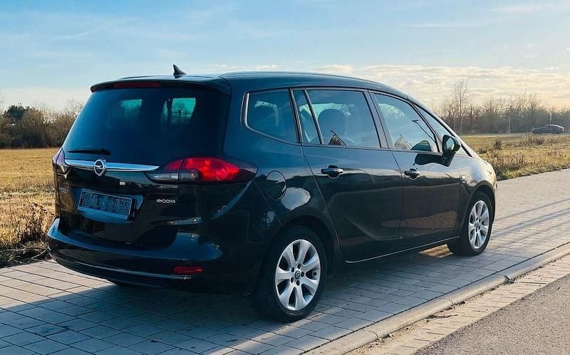 Gebraucht Opel Zafira Active 136 PS (100 kW) 2014 Schwarz Van / Kleinbus