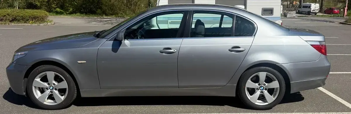Usado BMW 530 231 CV (169 kW) 2006 Plateado Berlina