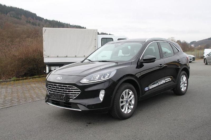 Gebraucht Ford Kuga Titanium 150 PS (110 kW) 2024 Obsidianschwarz metallic SUV