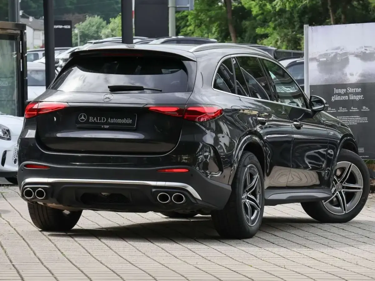 Gebraucht Mercedes GLC43 AMG AMG 421 PS (309 kW) 2025 Grau metalliclack graphitgrau SUV