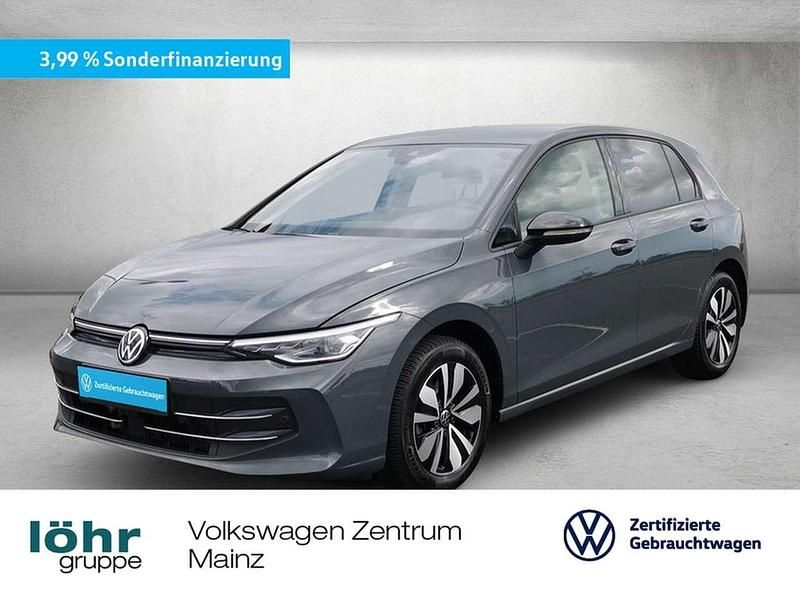 Delfingrau metallic Gebraucht 2024 VW Golf VIII Goal Limousine | 28.440 € (Guter Preis) - Bild 1/3