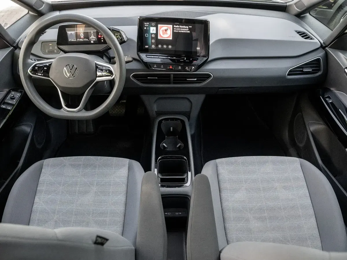 Gebraucht VW ID.3 Pro Performance 150 kW (204 PS) 2023 Schwarz Kleinwagen