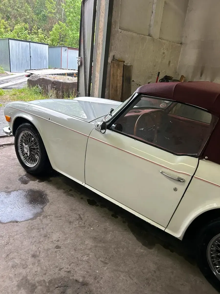 Gebraucht Triumph TR6 106 PS (77 kW) 1969 Weiß Cabrio