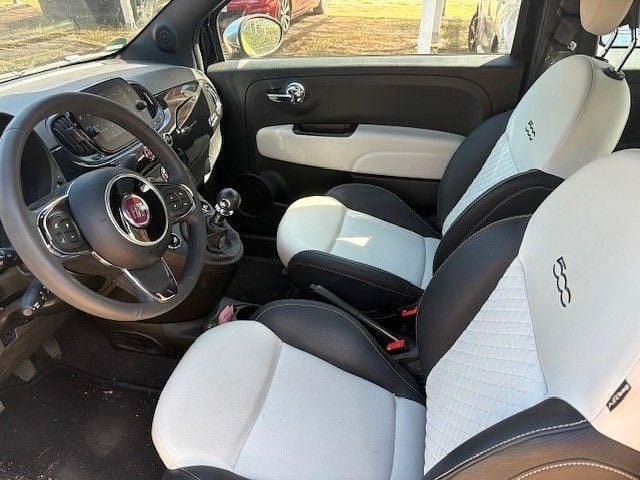 Schwarz Gebraucht 2023 Fiat 500C Dolcevita Cabrio | 14.900 € (Fairer Preis) - Bild 1/4
