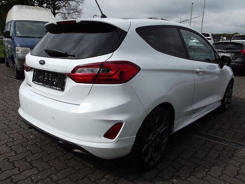 Gebraucht Ford Fiesta ST-Line 101 PS (74 kW) 2018 Weiß Kleinwagen