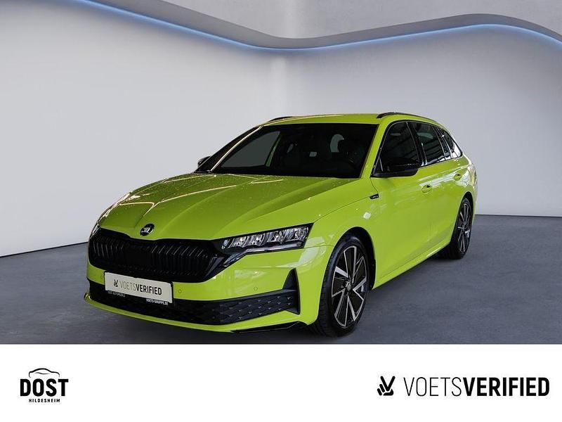 Grün Gebraucht 2024 Skoda Octavia SportLine Kombi | 33.930 € (Teuer) - Bild 1/4