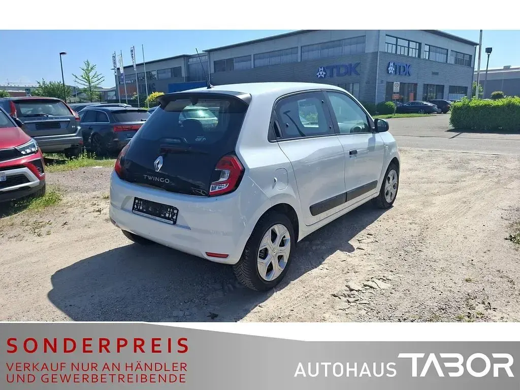 Gebraucht Renault Twingo Life 65 PS (47 kW) 2019 Crystal weiss Kleinwagen