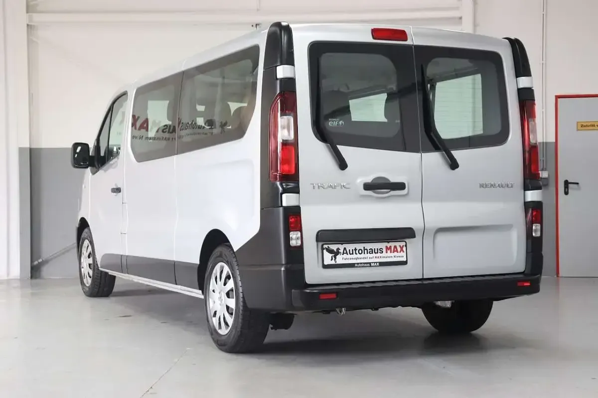 Brugt Renault Trafic Expression 125 HK (91 kW) 2018 Grå MPV
