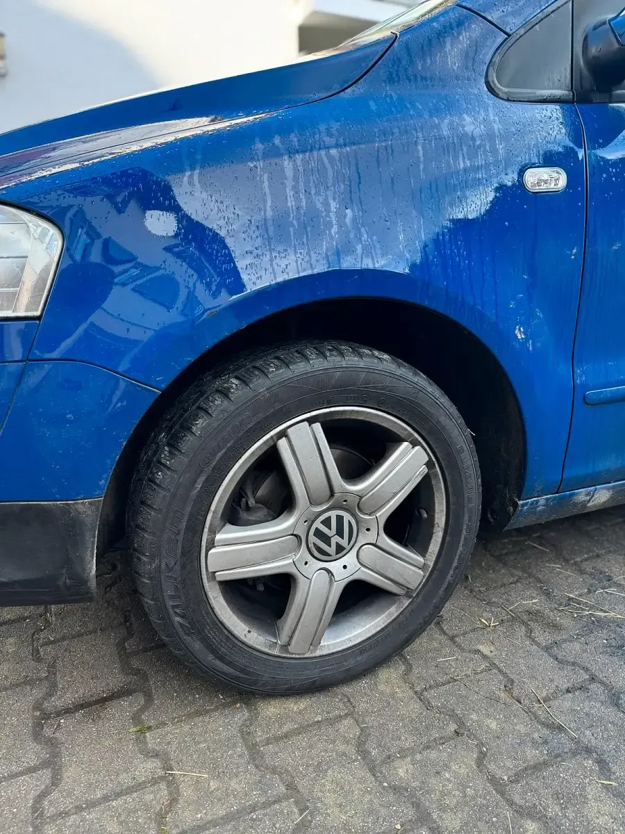 Gebraucht VW Fox Style 54 PS (39 kW) 2010 Blau Kleinwagen