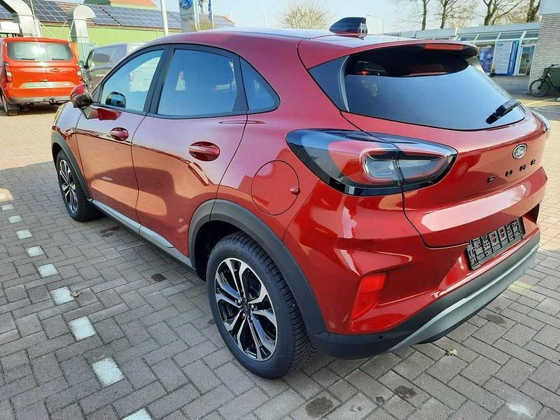 Gebraucht Ford Puma Titanium 125 PS (91 kW) 2025 Fantastic red SUV