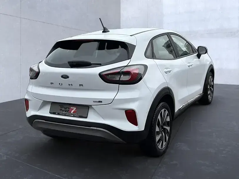 Gebraucht Ford Puma Titanium 125 PS (91 kW) 2022 Weiß SUV