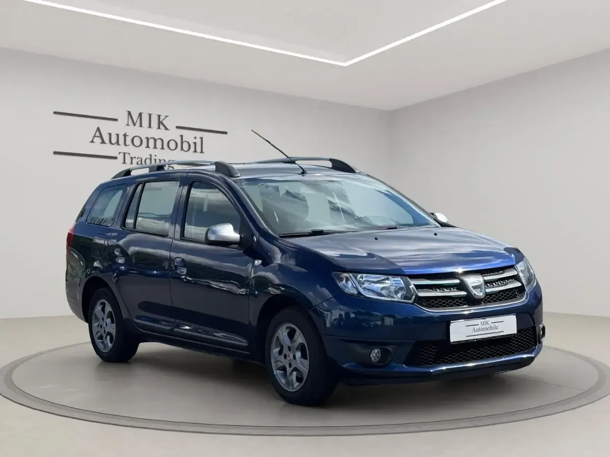 Gebraucht Dacia Logan MCV Celebration 90 PS (66 kW) 2016 Blau Kombi