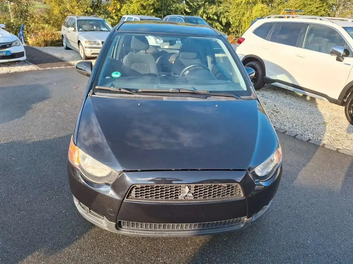 Gebraucht Mitsubishi Colt 95 PS (69 kW) 2010 Schwarz Limousine