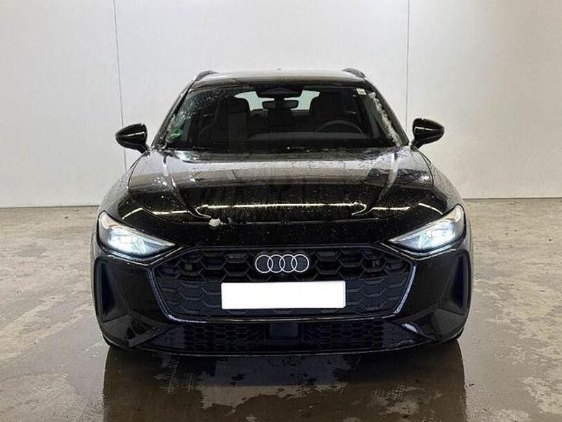 Gebraucht Audi A5 Ambiente 204 PS (150 kW) 2025 Mythosschwarz Kombi