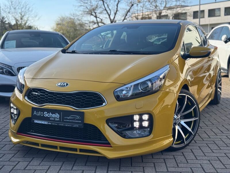 Gelb Gebraucht 2016 Kia Ceed GT-Track Coupé | 15.400 € (Etwas zu teuer) - Bild 1/4