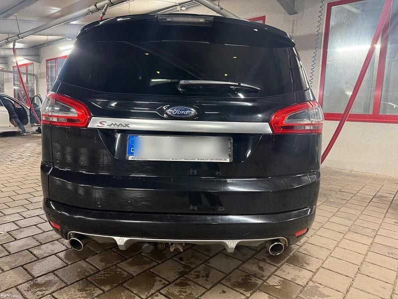 Gebraucht Ford S-MAX S 200 PS (147 kW) 2014 Schwarz Van / Kleinbus