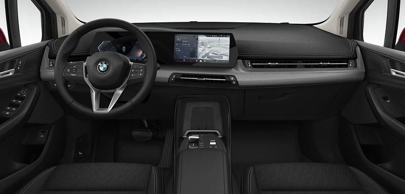 Gebraucht BMW 220 Active Tourer Luxury Line 170 PS (125 kW) 2025 Rot Van / Kleinbus