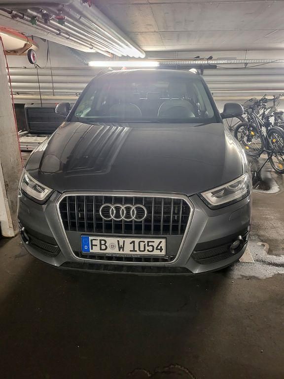 Gebraucht Audi Q3 Ambiente 140 PS (102 kW) 2012 Grau SUV