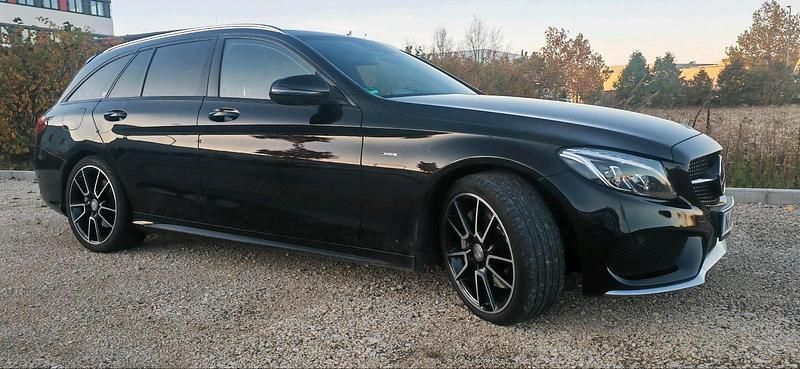 Schwarz Gebraucht 2016 Mercedes C450 AMG AMG Kombi | 22.499 € - Bild 1/4