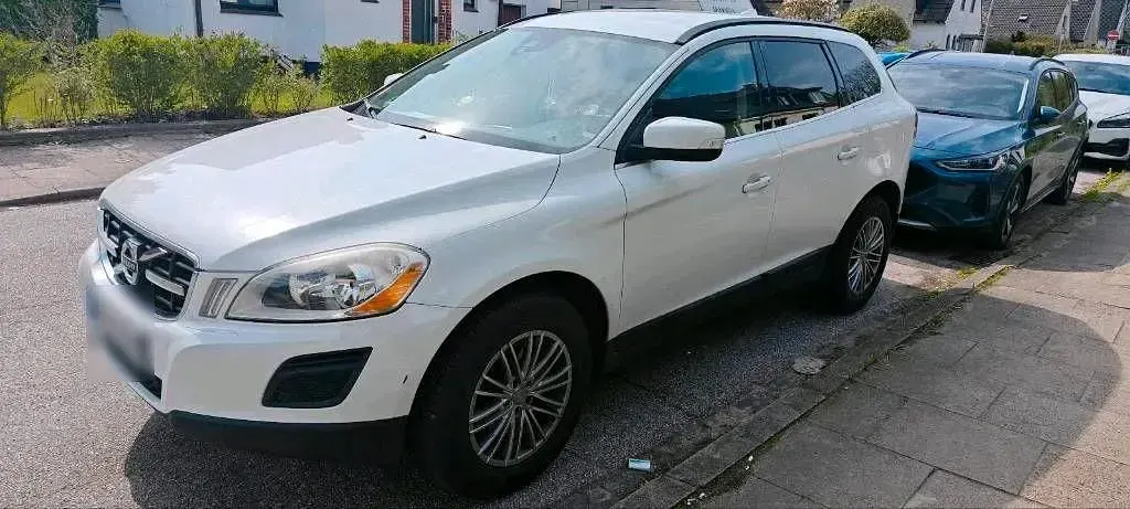 Gebraucht Volvo XC60 163 PS (119 kW) 2012 Weiß SUV