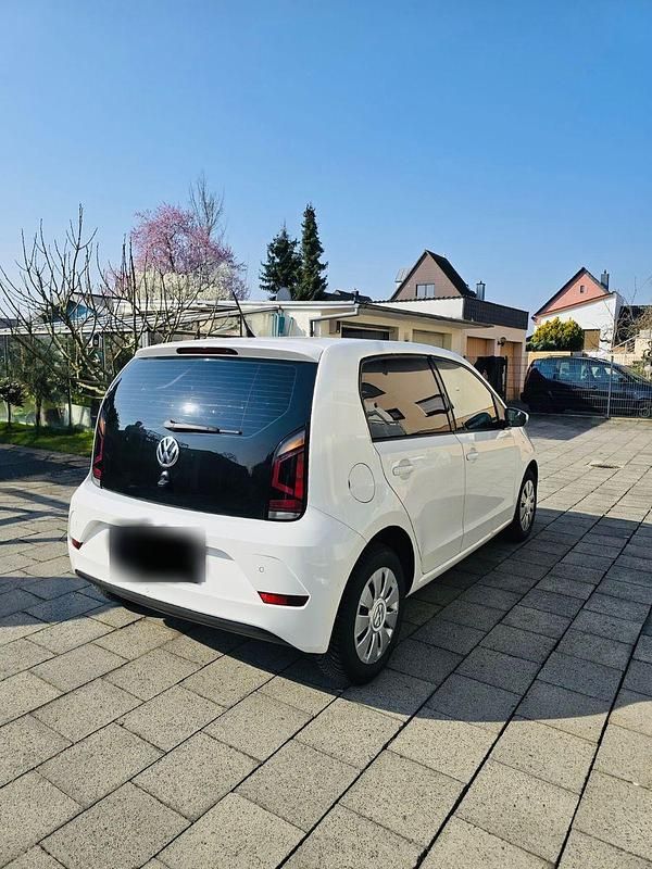 Second-hand VW up! 60 CP (44 kW) 2018 Alb Hatchback