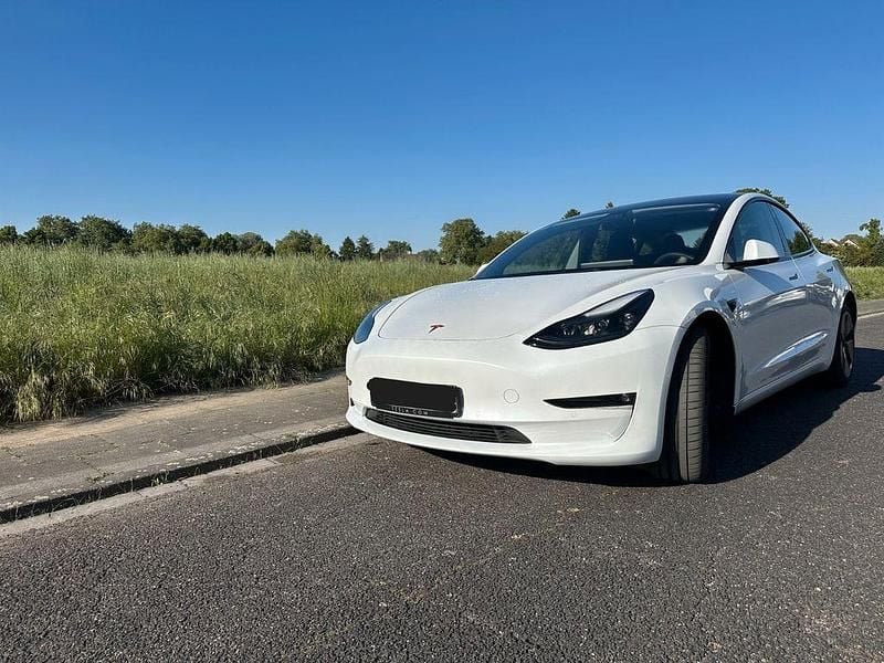 Gebraucht Tesla Model 3 366 kW (498 PS) 2021 Weiß Limousine