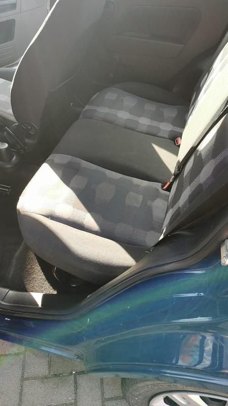 Gebraucht Ford Fusion 80 PS (58 kW) 2011 Blau Kleinwagen