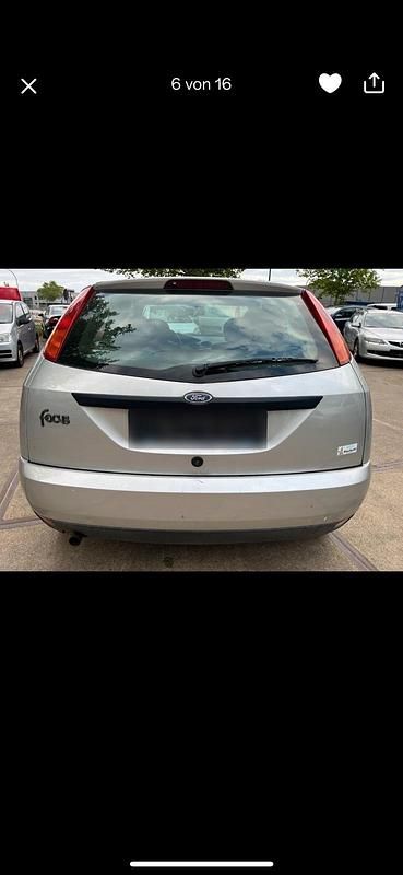 Usata Ford Focus 75 CV (55 kW) 2004 Grigio Utilitaria